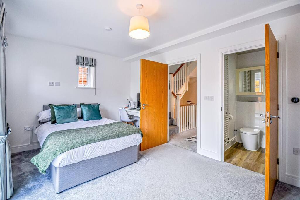 Entire House Sleeps 8 Near The River Thamesメイデンヘッド エクステリア 写真