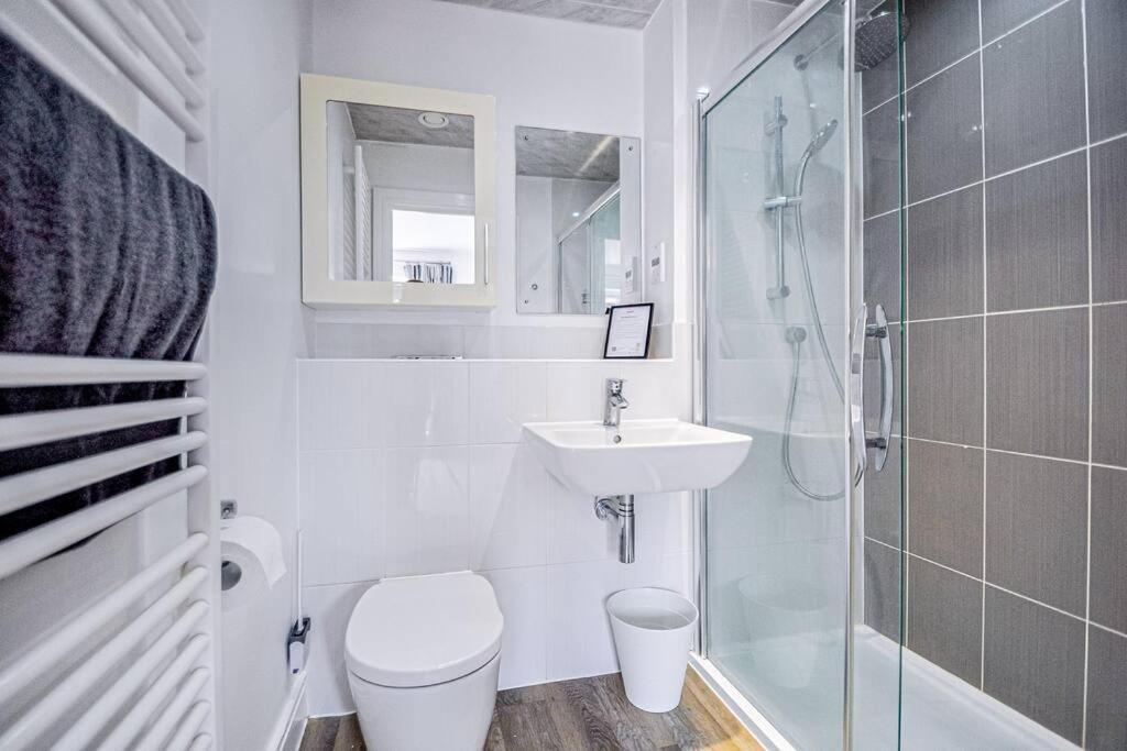Entire House Sleeps 8 Near The River Thamesメイデンヘッド エクステリア 写真