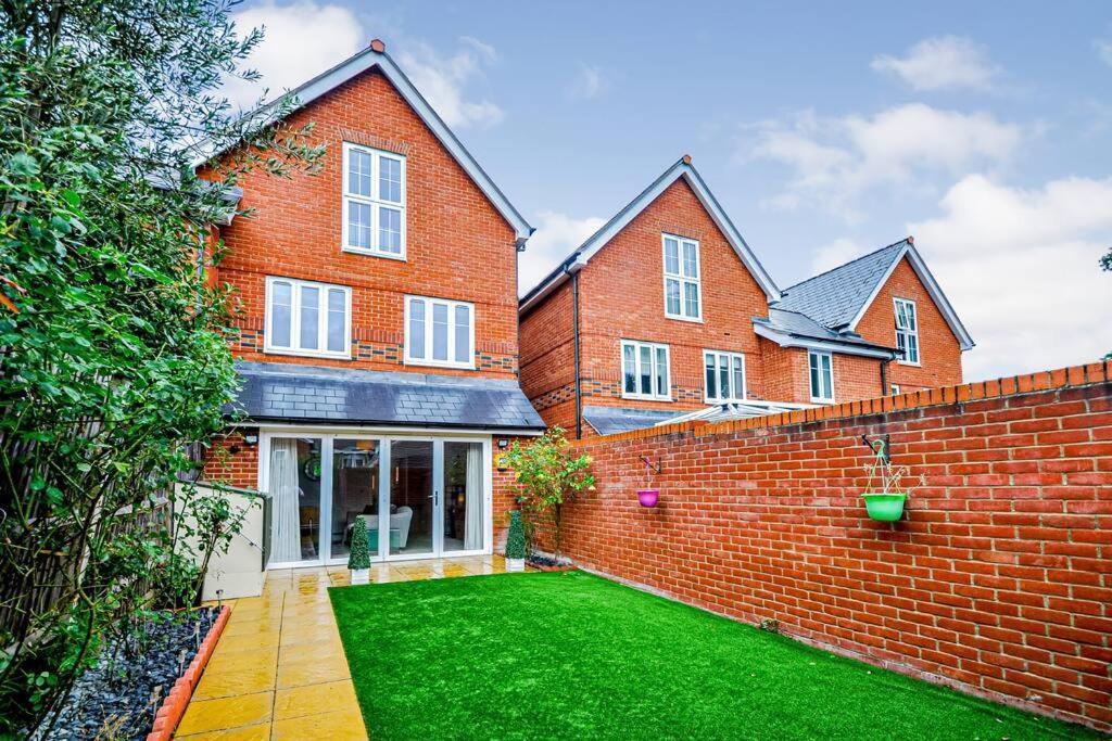 Entire House Sleeps 8 Near The River Thamesメイデンヘッド エクステリア 写真