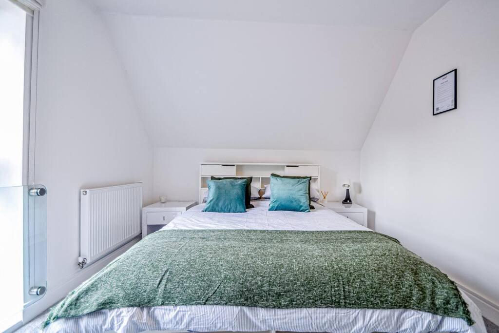 Entire House Sleeps 8 Near The River Thamesメイデンヘッド エクステリア 写真