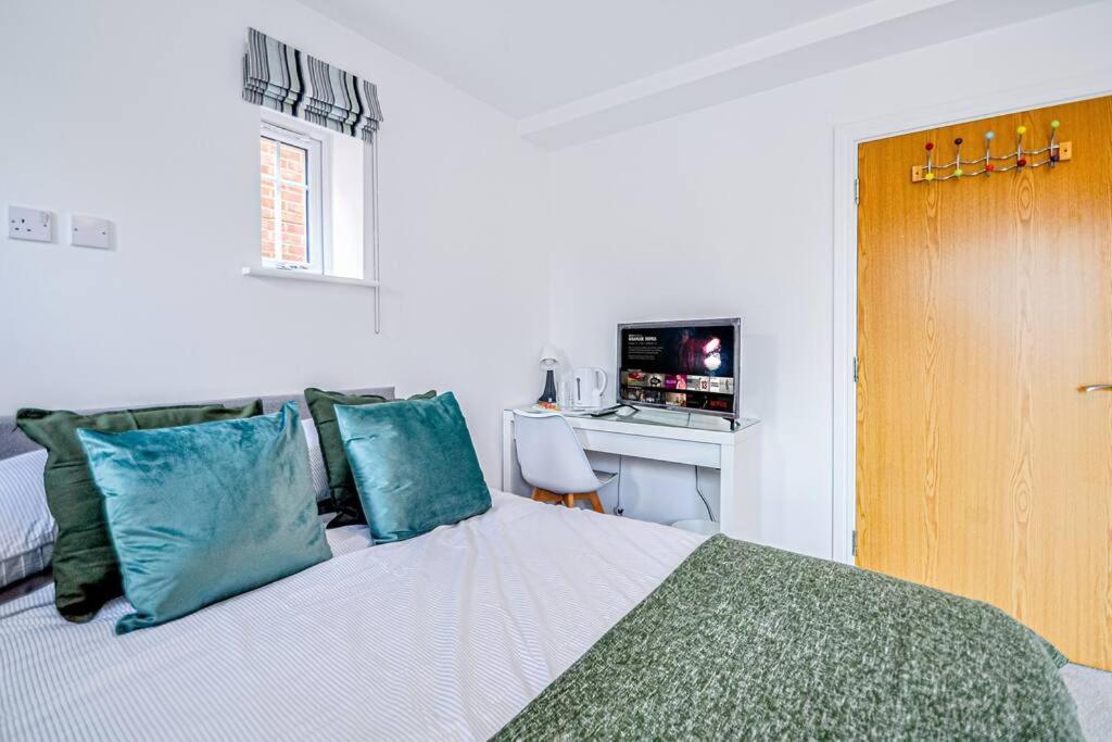 Entire House Sleeps 8 Near The River Thamesメイデンヘッド エクステリア 写真