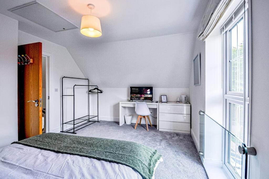 Entire House Sleeps 8 Near The River Thamesメイデンヘッド エクステリア 写真