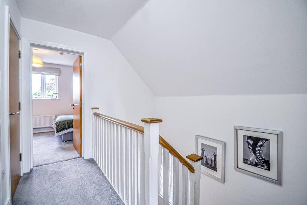 Entire House Sleeps 8 Near The River Thamesメイデンヘッド エクステリア 写真