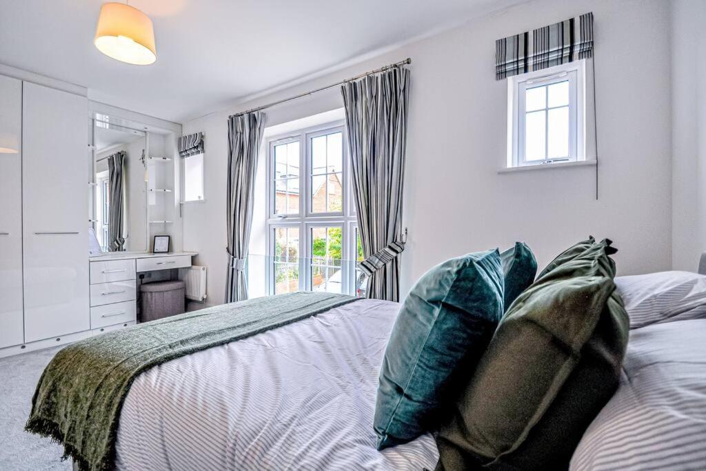 Entire House Sleeps 8 Near The River Thamesメイデンヘッド エクステリア 写真