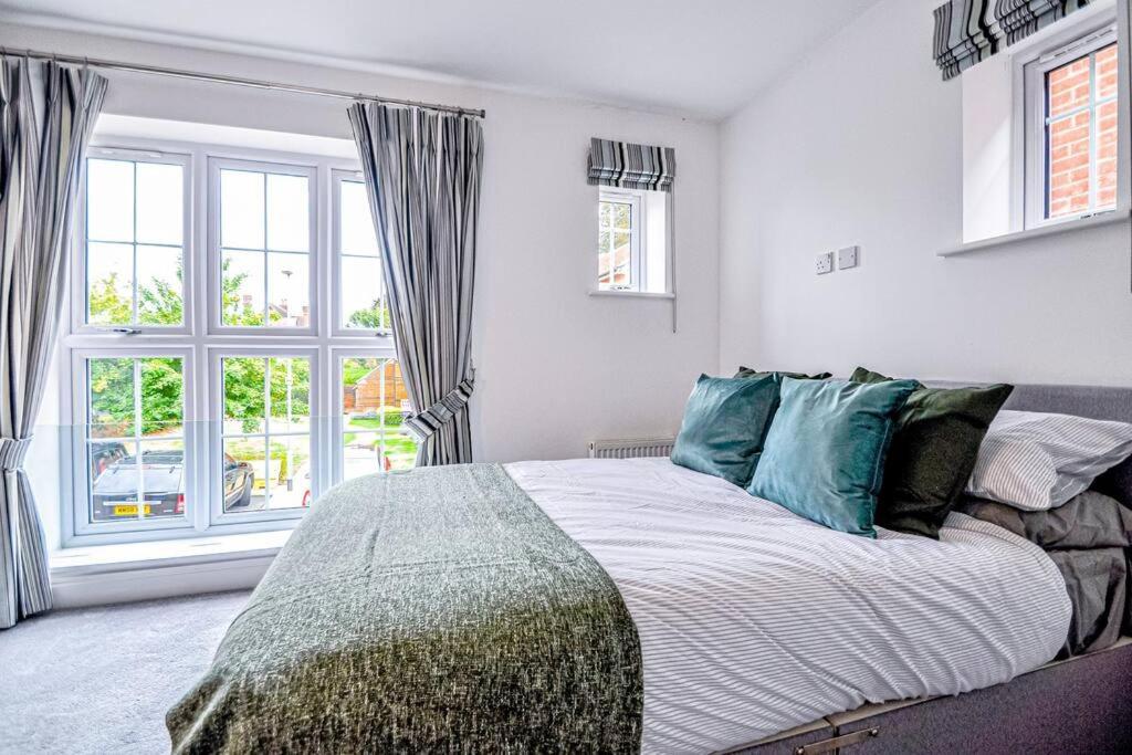 Entire House Sleeps 8 Near The River Thamesメイデンヘッド エクステリア 写真